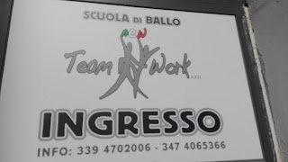 Scuola Di Ballo "New Team Work"