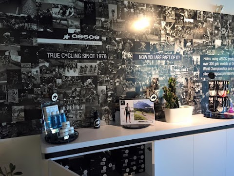 BIKEROOT_Assos ProShop Treviso