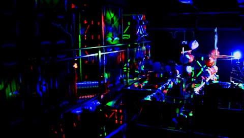 Lasergame & Escape Room VR Experience