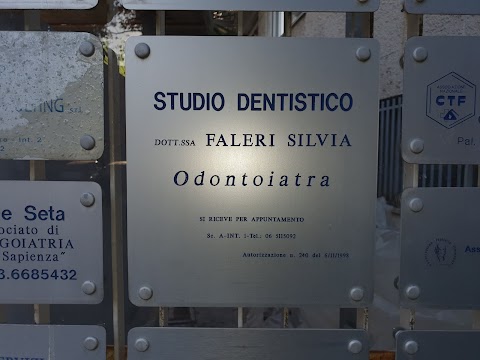 Studio Dentistico FALERI DR.SSA SILVIA - Ortodonzia Implantologia - Roma