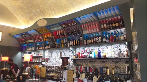 Gusta Bar