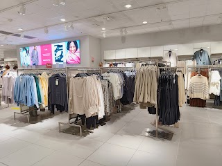 H&M