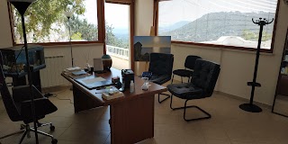 Studio : Dott. Roberto Decarolis - Psicologo/ Psicoterapeuta; Palliativista; Consulente in Psicologia dello Sport, Istruttore del protocollo M.B.S.R. (Mindfulness Based Stress Reduction).