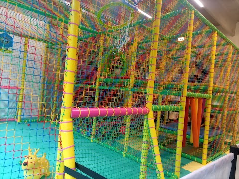 SPACE: Verbania (Bar/Ristorante - Sci Indoor - Trampolini - Parco giochi - Zerobody - Criosauna - Noleggio E-bike)