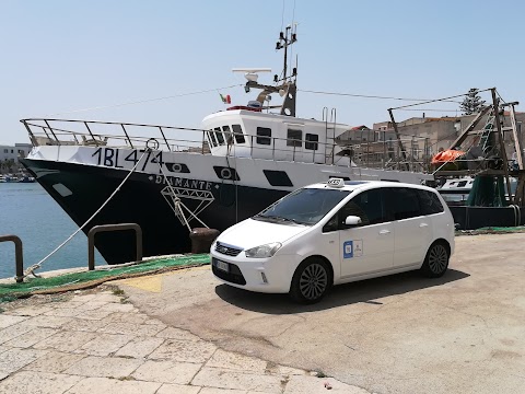 TAXI - Andria (Castel del Monte)