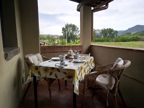 Borgo da Vinci Appartamenti con piscina e giardino privato