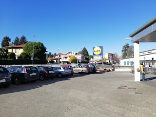 Parcheggio Supermercato Lidl - Locate Varesino (co)