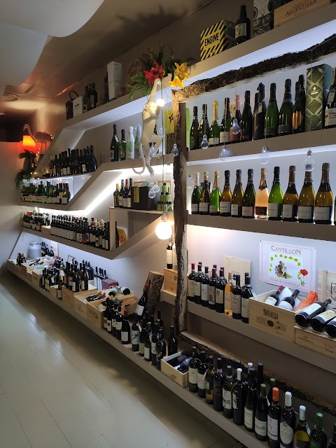 Il Giradischi - Enoteca, Wine Bar, Negozio di Dischi