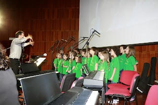 Scuola di musica e teatro "Musikè"