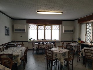 Ristorante Trattoria 5inchetr3eut Di Zoppo Ilaria