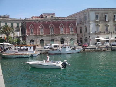 Circolo della Vela Lakkios | Water Sports Centre - Ortigia