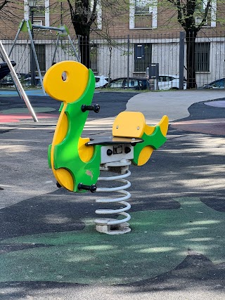 Parco Giochi per Bambini Zona Stazione