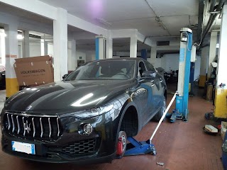 Garage Ostello Autofficina Gommaio Autolavaggio