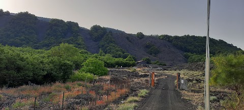 Etna Exclusive - Jeep - bike - Hiking Tours