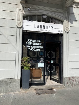Lavanderia Self-Service Milano Centrale - The Laundry Central Station