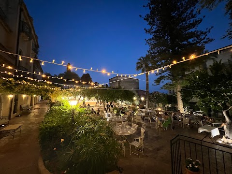 I Giardini di Babilonia, Restaurant in Taormina