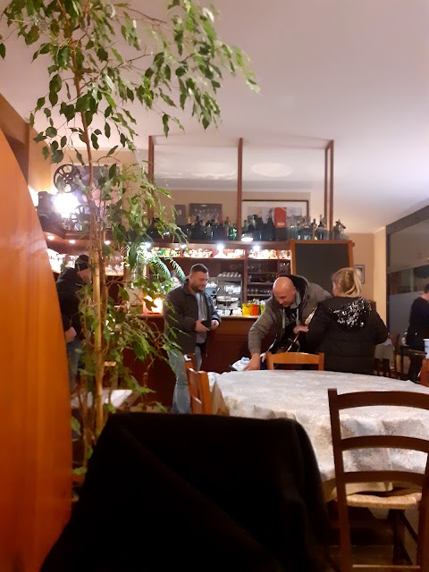 La Piccola Trattoria