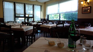 L'Osteria di Via Giardini Srl