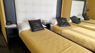 Fly Boutique Hotel