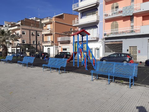 Parco giochi Kalkis Giardini Naxos