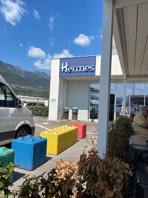 Auto grill Hermes