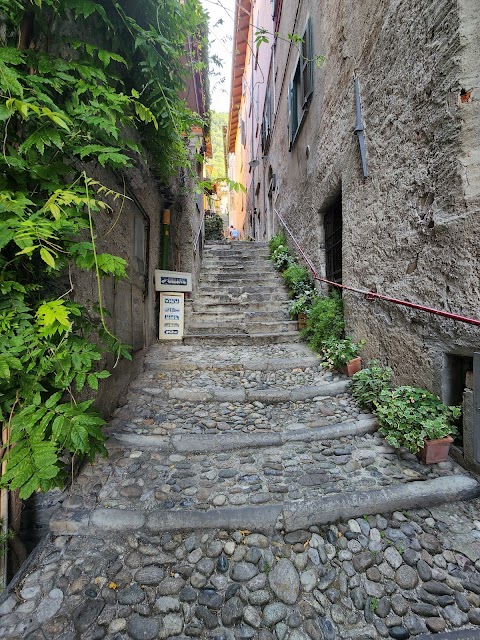 Varenna Caffè Bistrot