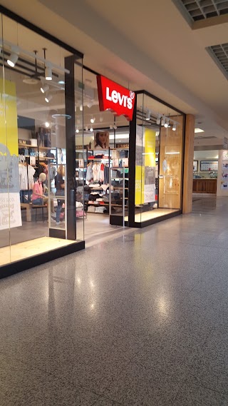 Levi's