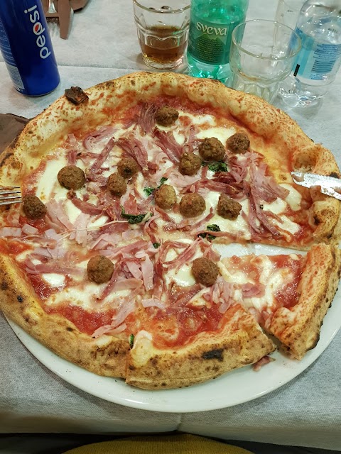 Pizzeria Scugnizzi