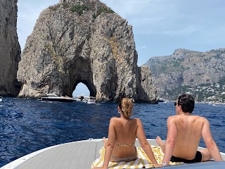 Napoli boat charter - Private boat transfers and excursions from Naples to Capri Ischia and Amalfi coast