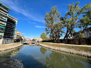 Piazzale Cialdini ACTV