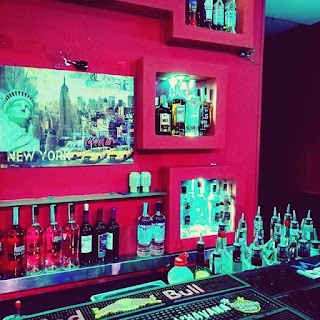 Kiki Lounge Bar