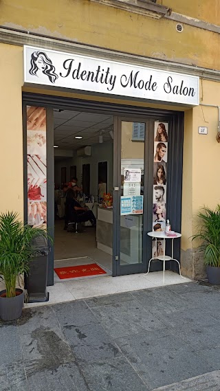 Identity mode salon