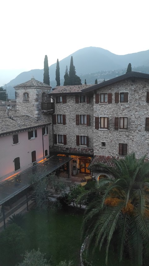 Ristorante @ Hotel Antico Monastero Suite