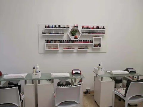 Naiti nail spa