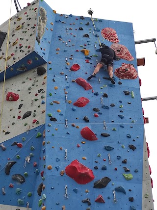 UP Urban Climbing