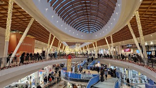 Il Leone Shopping Center