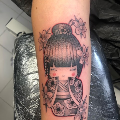 Dark Art Studio Tattoo