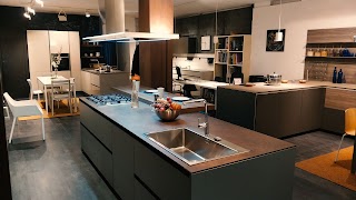 CASAVIVA - Centro cucine e arredamento design con Valcucine e Arredo3