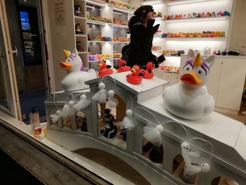 Venice Duck Store