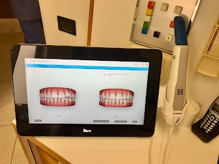 Dott.ssa Maja Stamatova - Dentist/Orthodontist in Milan-Invisalign Provider