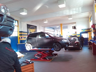 GOMMAUTO BRIANZA SRL - Driver Center Pirelli