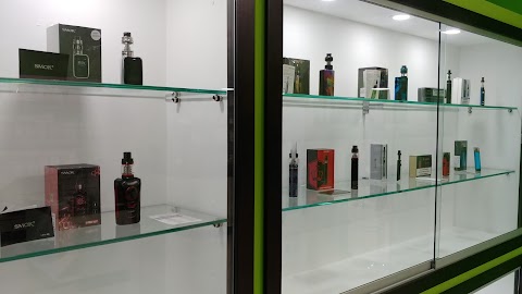 Svapoweb Viareggio - Smoke Art Shop (Sigarette Elettroniche e Gadgets per fumatori)