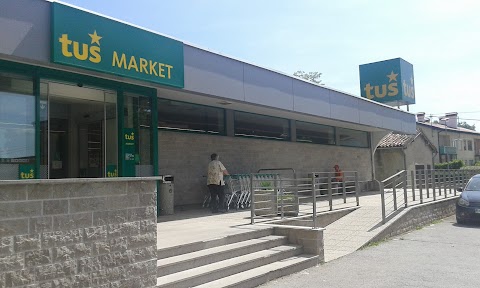 Tuš market Divača