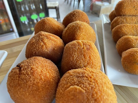 Pizzeria pinseria Dal mat di Nobile Arturo Valentino