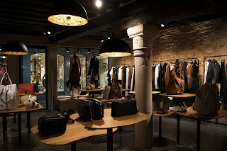 MALLONI Boutique Venezia