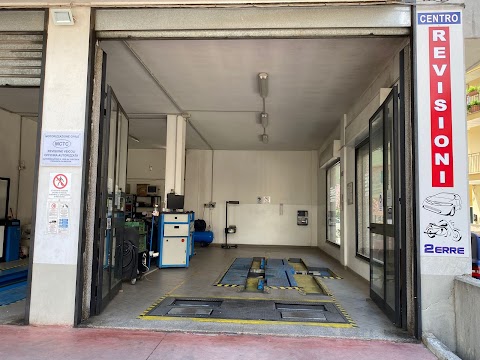 Autofficina Centro Revisioni 2ERRE di Soranno Rocco e Andriulli Rocco s.n.c.