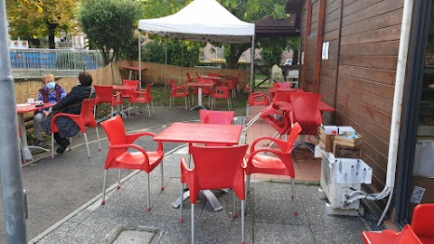 Parco dei pesci, bar con cucina