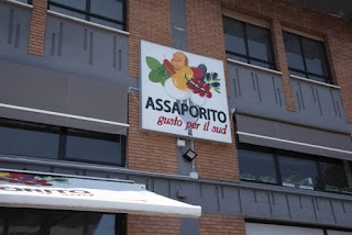 Assaporito: Pizzeria e trattoria Napoletana. Vendita prodotti tipici del Sud