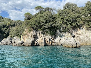 BOAT TOUR LA SPEZIA- CINQUETERRE CRAZYBOATCINQUETERRE ESCURSIONI IN BARCA