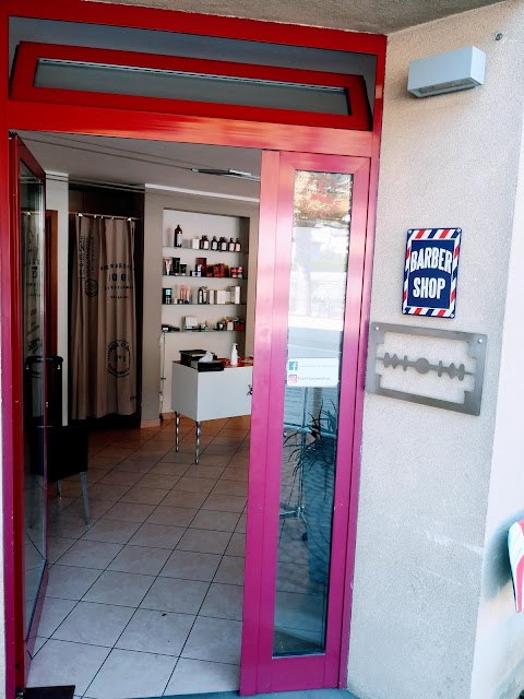 Frank Barber Shop - Parrucchiere Uomo